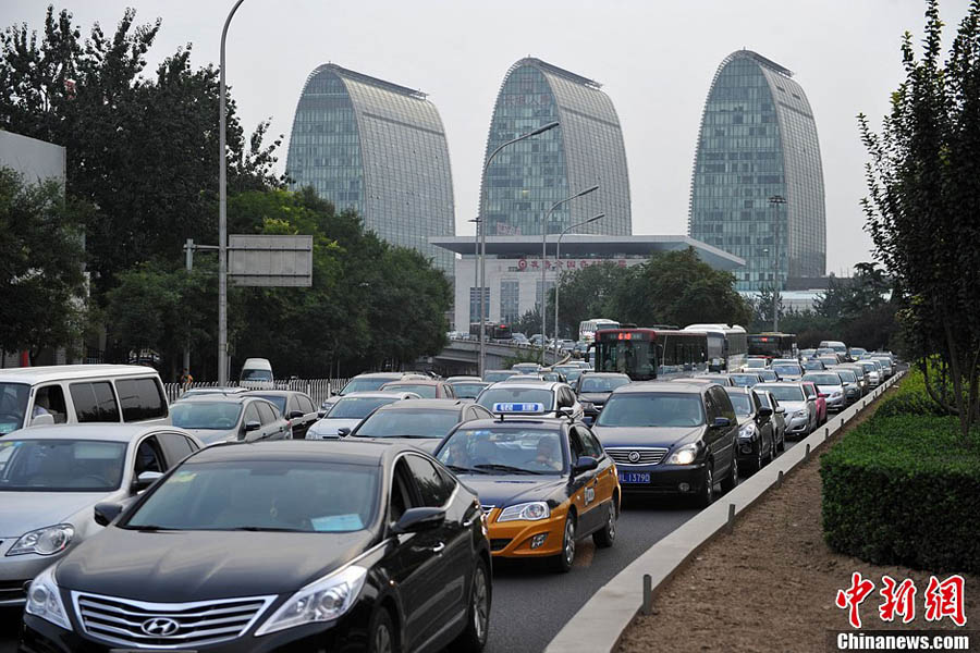 В Пекине стартовала неделя с самыми большими транспортными пробками (7)