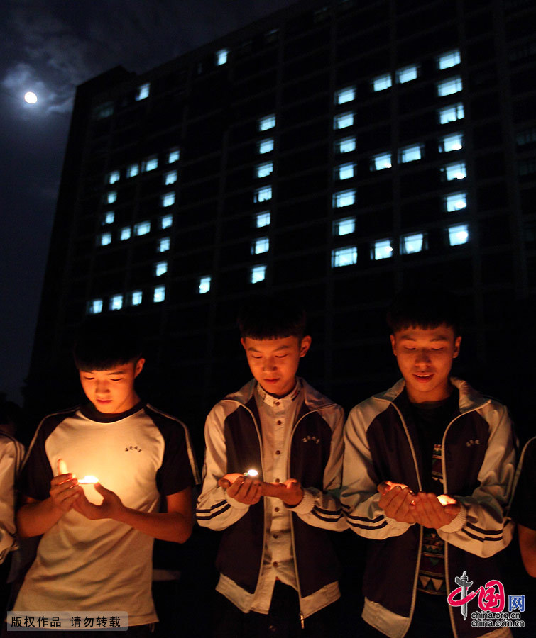 Учащиеся Китая отметили 82-ю годовщину «Мукденского инцидента» 18 сентября (2)