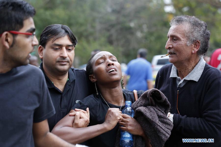 Количество погибших при нападении на торговоый центр в Найроби достигло 30 человек