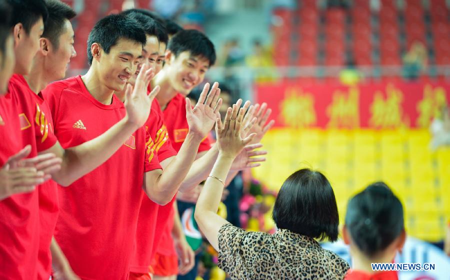 Китайские волейболисты вышли в финальный круг чемпионата мира (3)
