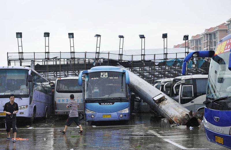 В Южном Китае 25 человек стали жертвами мощного тайфуна "Усаги" (5)