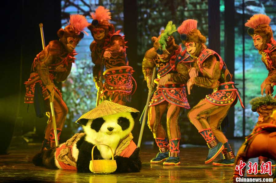 В Пекине впервые представлено шоу «Панда!» (6)