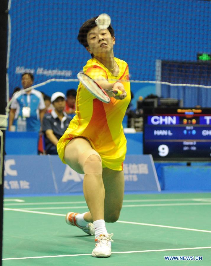 Женская сборная КНР по бадминтону в финале одержала победу над сборной Китайского Тайбэя (4)
