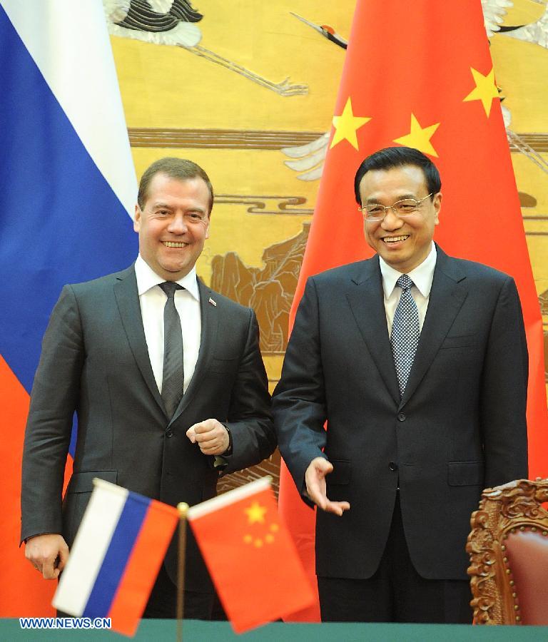 Ли Кэцян и Д. Медведев решили всесторонне углублять многоотраслевое сотрудничество и вывести на новый уровень китайско-российские всесторонние отношения стратегического взаимодействия и партнерства (3)