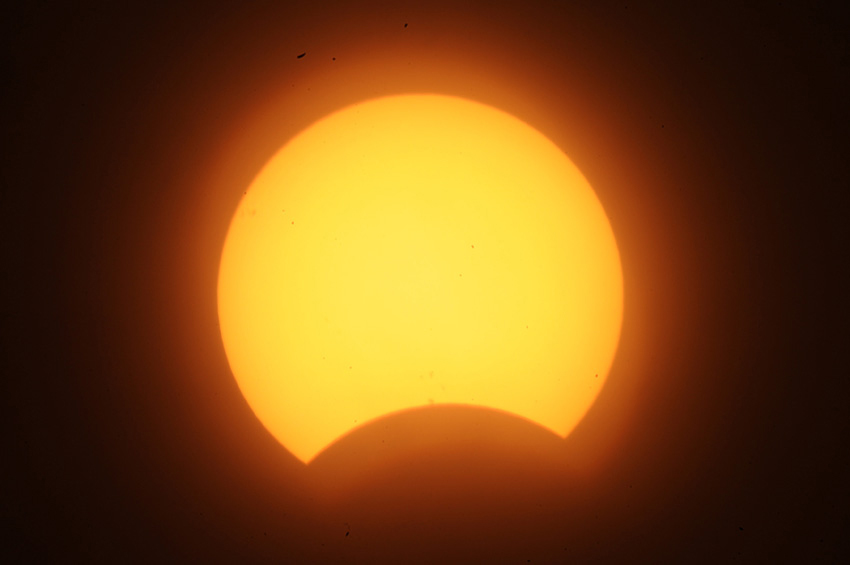 Во многих точках нашей планеты можно увидеть полное солнечное затмение (26)
