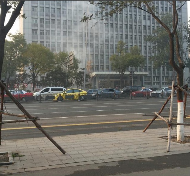 Перед зданием Шаньсийского провинциального комитета КПК прогремели взрывы (8)