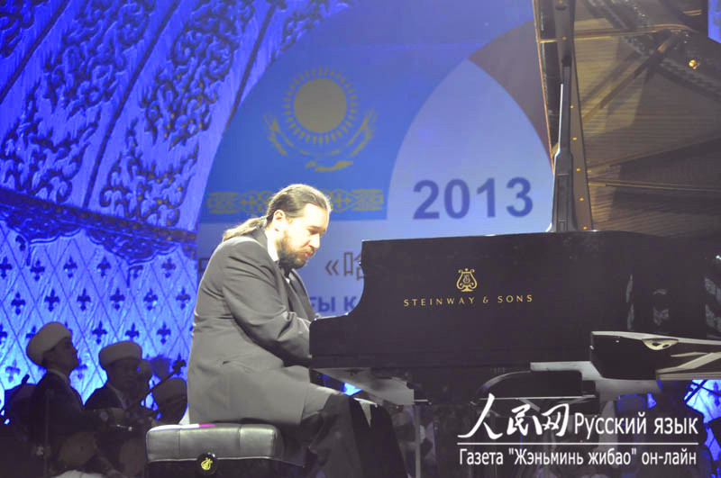 В Пекине состоялся гала-концерт по случаю открытия Дней казахстанской культуры в Китае (16)