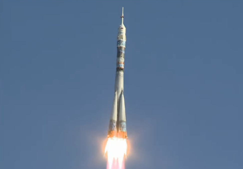 Ракета "Союз" с олимпийским факелом стартовала с Байконура (2)