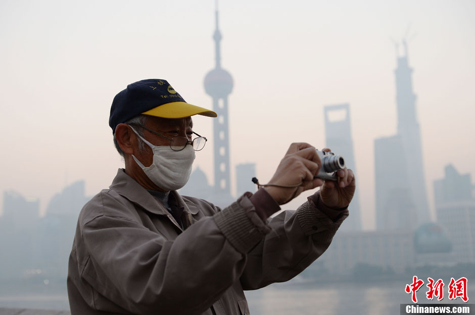 Серьезное загрязнение воздуха в Шанхае (2)