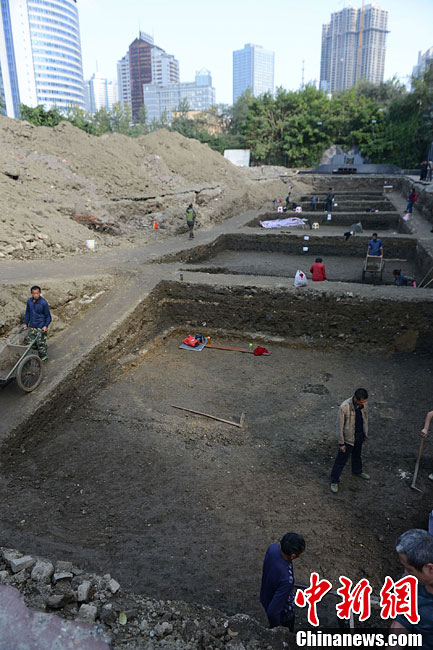В центре города Чэнду обнаружены развалины царской резиденции Шу династии Мин (3)