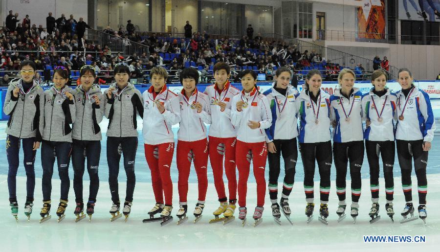 Женская сборная Китая завоевала золото в эстафете на 3000м на Кубке мира по шорт-треку в Коломне (8)