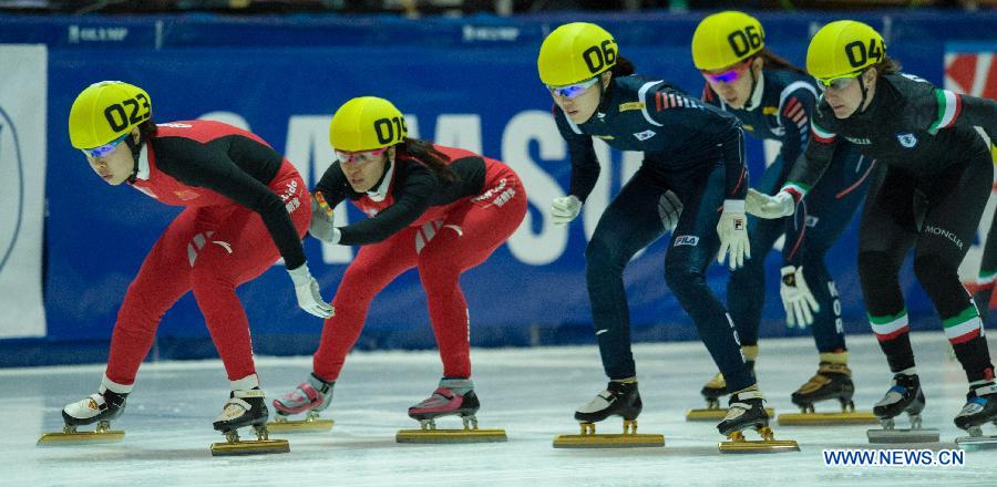 Женская сборная Китая завоевала золото в эстафете на 3000м на Кубке мира по шорт-треку в Коломне