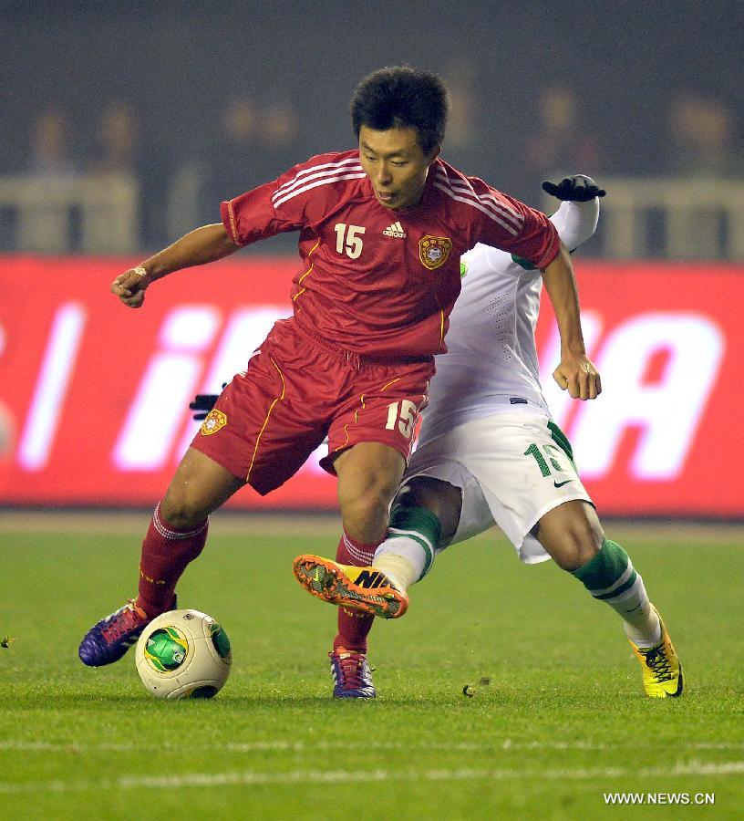 В отборочном матче чемпионата Азии по футболу сборная Китая сыграла вничью со сборной Саудовской Аравии (11)