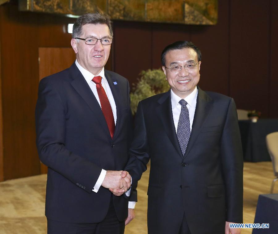 Премьер Госсовета КНР Ли Кэцян подчеркнул важность создания благоприятных условий для активизации китайско-литовских отношений