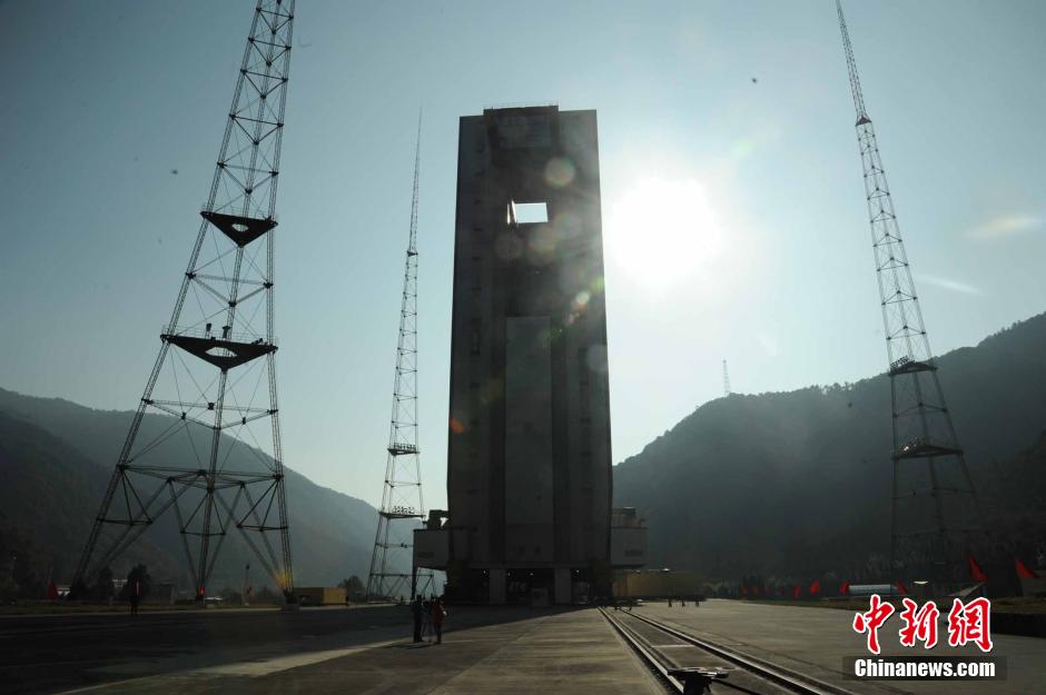 Китай запустит аппарат "Чанъэ-3" с луноходом на борту в ночь на 2 декабря