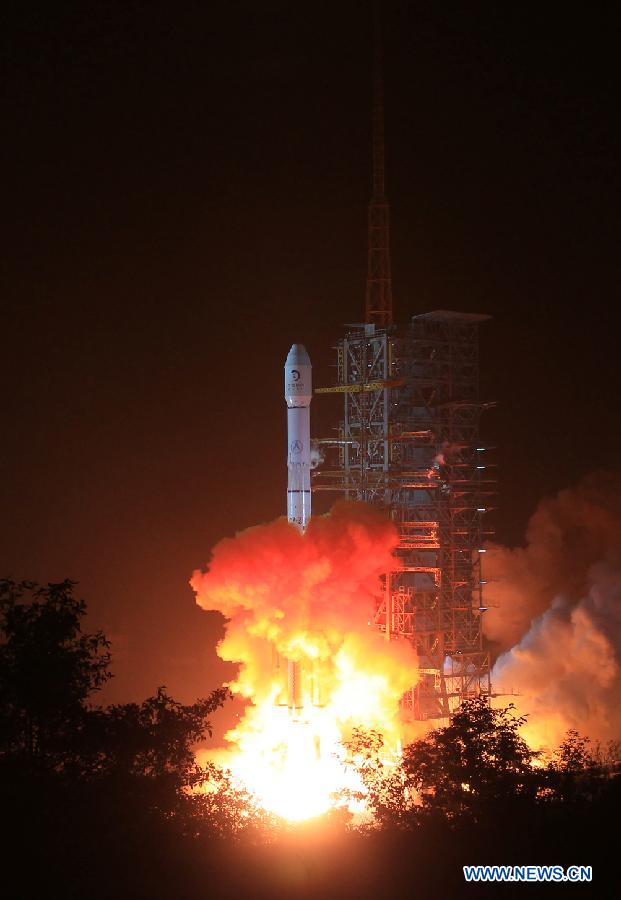 В Китае был произведен запуск космического аппарата зондирования Луны "Чанъэ-3" (10)