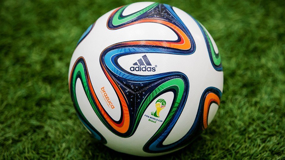 Представлен официальный мяч Чемпионата Мира по Футболу 2014 в Бразилии (2)