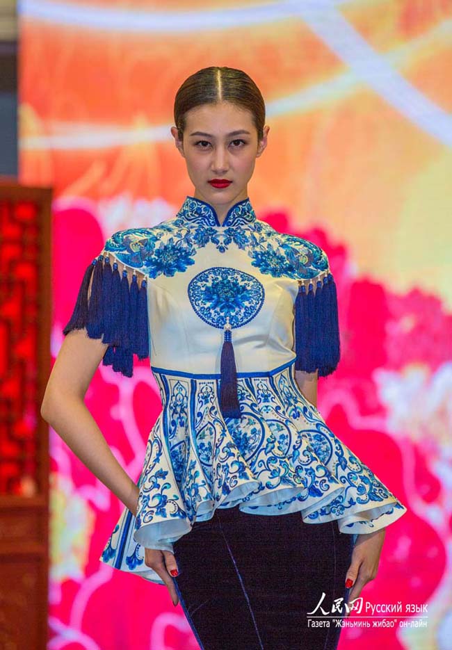 Российские дизайнеры поражены китайским шелковым искусством (7)