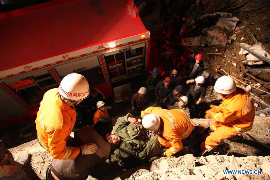 Горный оползень унес жизни 10 строителей железных дорог в Северо-Западном Китае