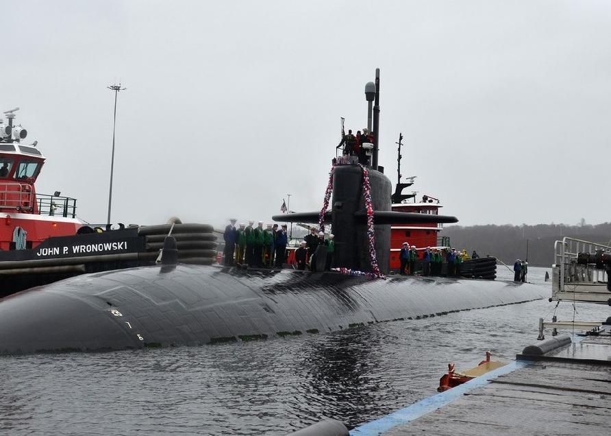 Американские ВМС запустили беспилотник XFC UAS с подводной лодки (8)