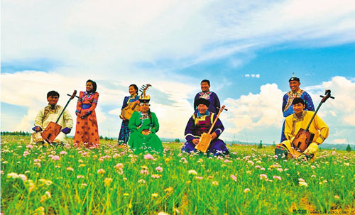 Народная монгольская песня (совместно с Монголией)  (2)
