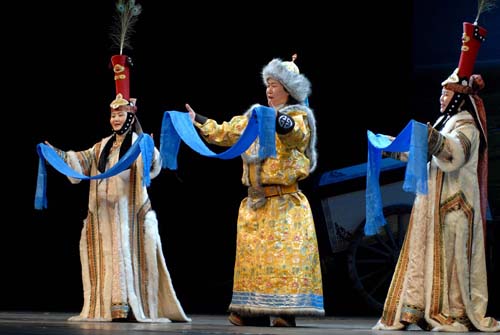 Народная монгольская песня (совместно с Монголией)  (3)