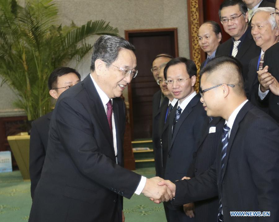 Юй Чжэншэн призвал СМИ двух берегов Тайваньского пролива укреплять взаимодействие