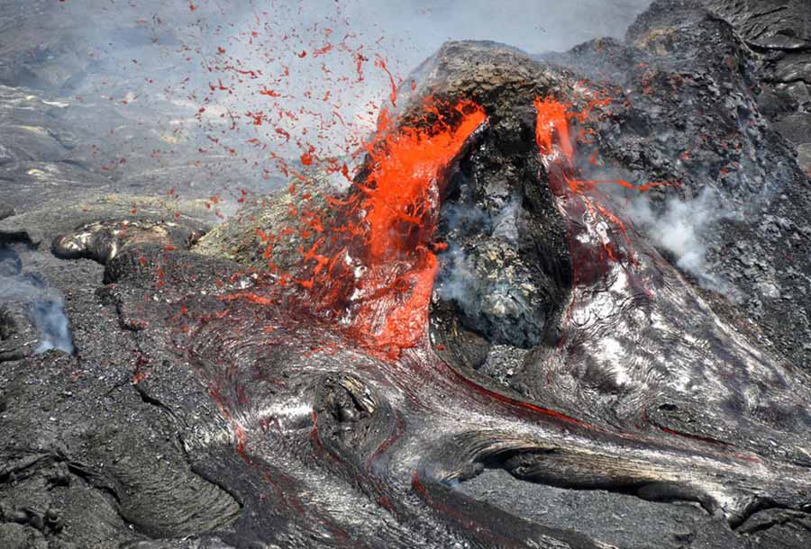 Великолепные извержения вулканов в 2013 году (12)