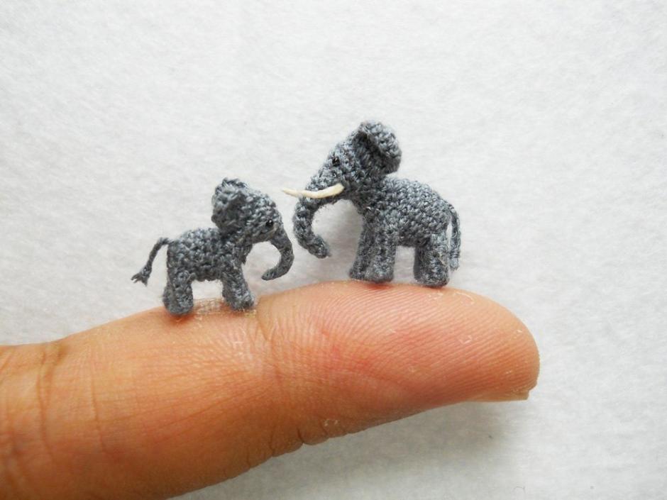 Танец на пальце: миниатюрные вязанные игрушки (5)
