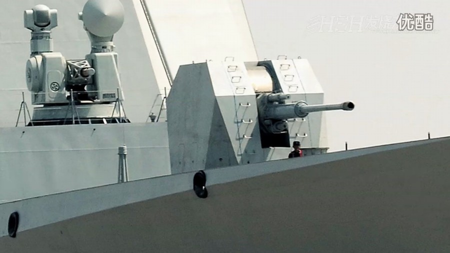 Фотографии морской навигации нового эсминца типа 052D ВМС Китая (7)