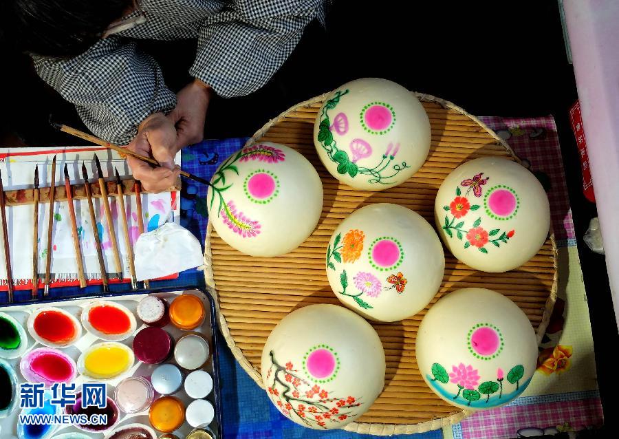 Жители деревни Цзяодун готовятся к празднику Весны (2)