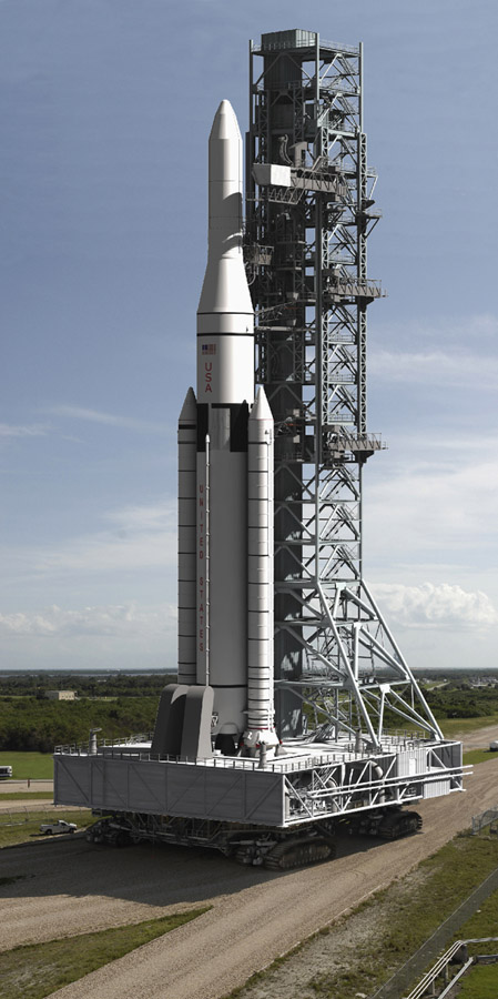 НАСА обнародовало фотографии крупнейшей ракеты: испытательный запуск запланирован на 2017 год (2)