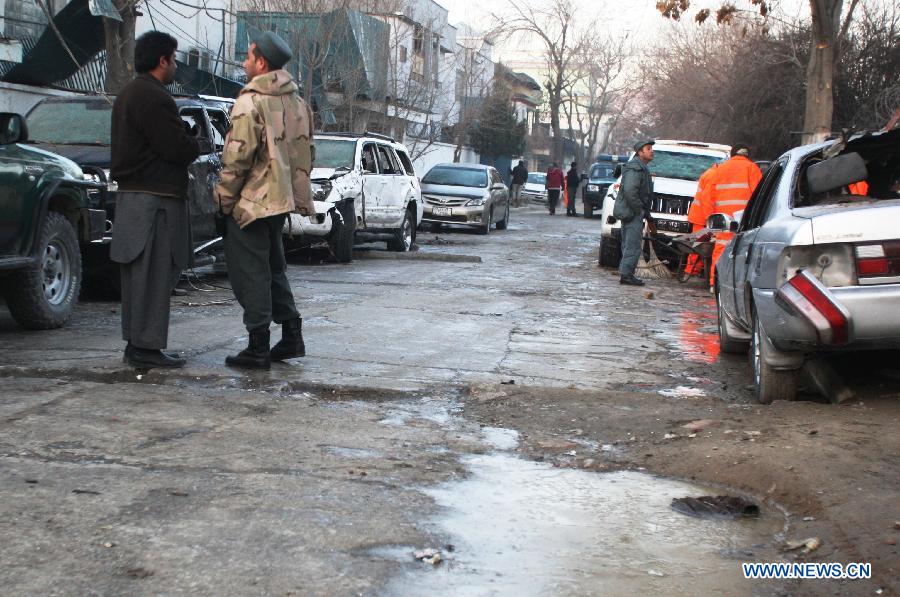 14 человек погибли в результате взрыва в центре Кабула (4)