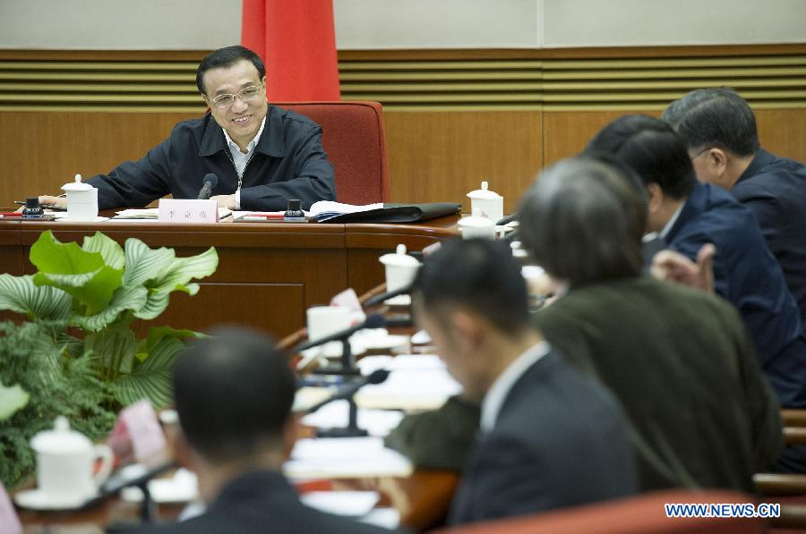 Премьер Госсовета КНР Ли Кэцян провел встречу с согражданами