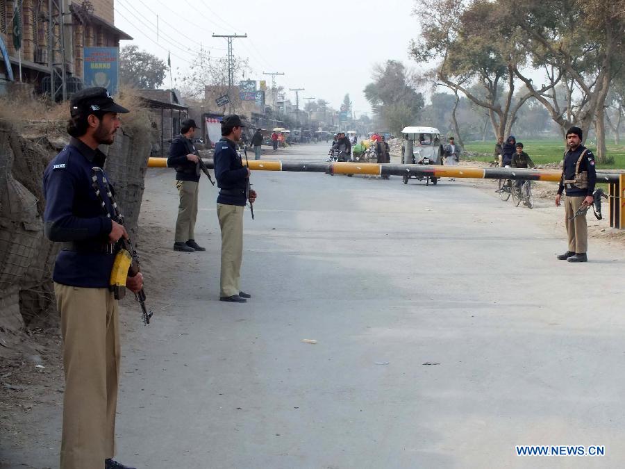 22 солдата погибли в результате взрыва на северо-западе Пакистана