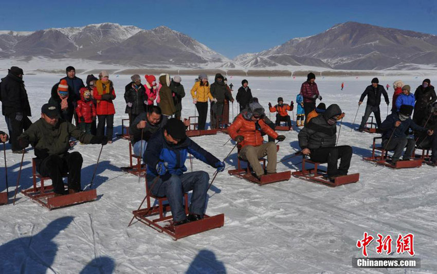 Фестиваль снега и льда в Синьцзяне привлек многочисленных туристов (4)