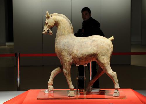 В музее Нанкина проходит выставка на тему лошадей  (4)