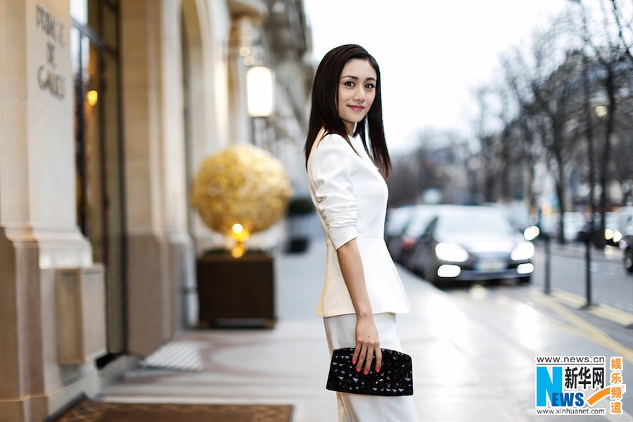 Новые фотографии красавицы Лю Юй в Париже