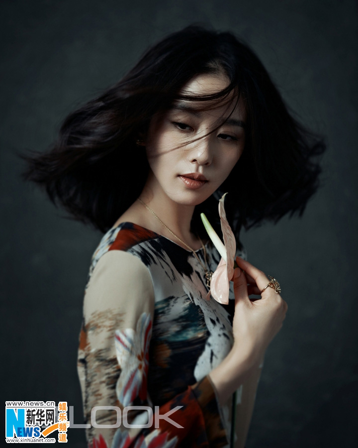 Красавица Лю Шиши на обложке журнала (7)
