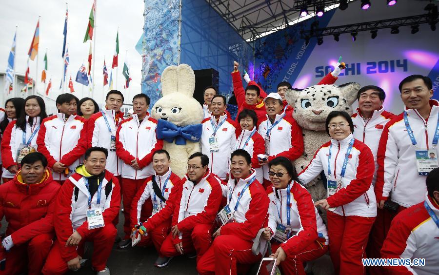 В Олимпийской деревне на морском побережье Сочи состоялась церемония поднятия флага китайской делегации (14)