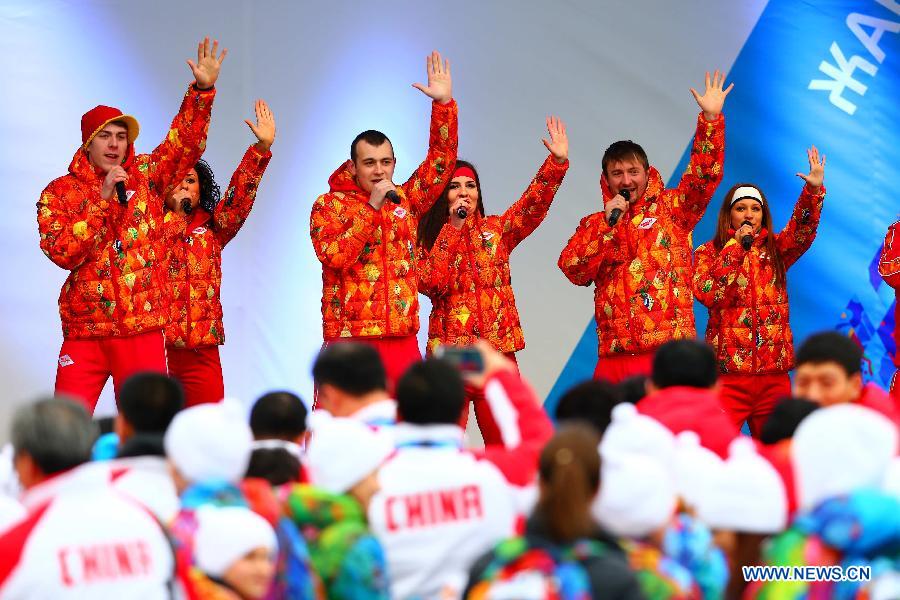 В Олимпийской деревне на морском побережье Сочи состоялась церемония поднятия флага китайской делегации (10)
