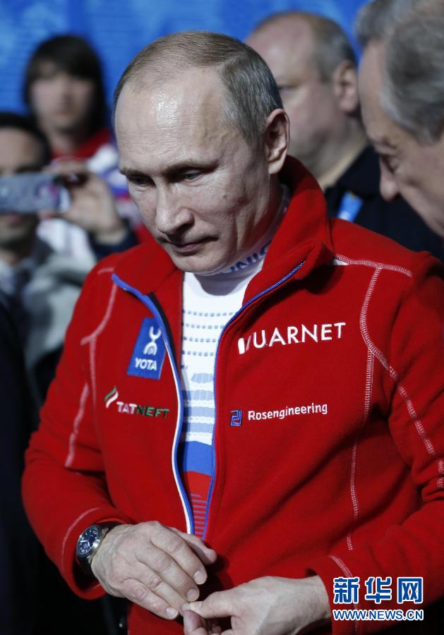 Путин появился на Олимпийской площадке для фигурного катания в Сочи (7)
