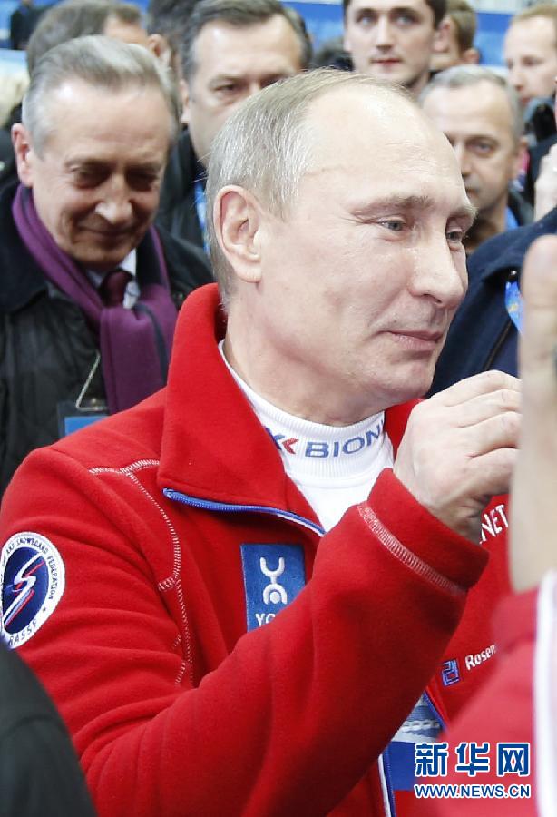 Путин появился на Олимпийской площадке для фигурного катания в Сочи (5)