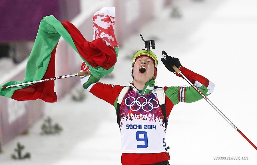Белорусская биатлонистка Д. Домрачева взяла "золото" в гонке преследования на Олимпиаде в Сочи (2)
