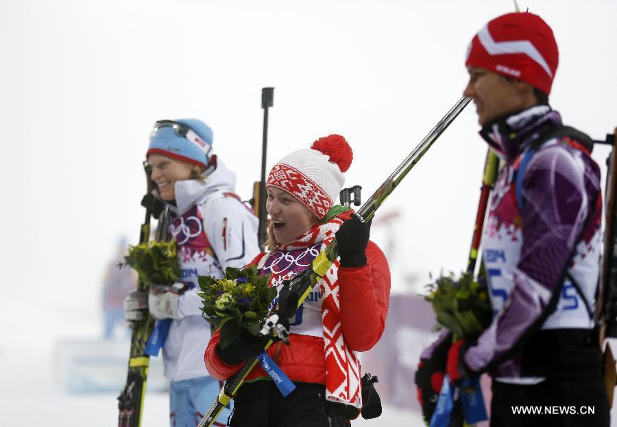 Белорусская биатлонистка Д. Домрачева взяла "золото" в гонке преследования на Олимпиаде в Сочи (6)