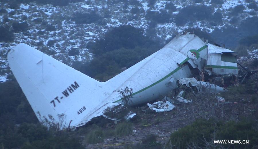 Среди погибших в результате крушения военного самолета в Алжире были 73 военнослужащих