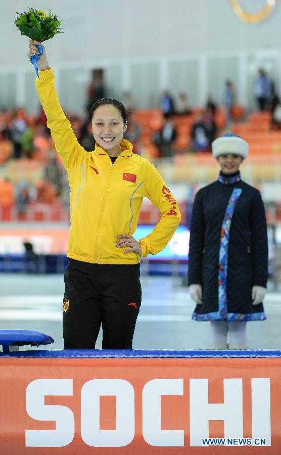 Китай завоевал первую за историю зимних Олимпийских игр золотую медаль в скоростном беге на коньках (4)