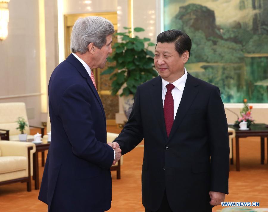 Си Цзиньпин встретился с госсекретарем США Дж. Керри