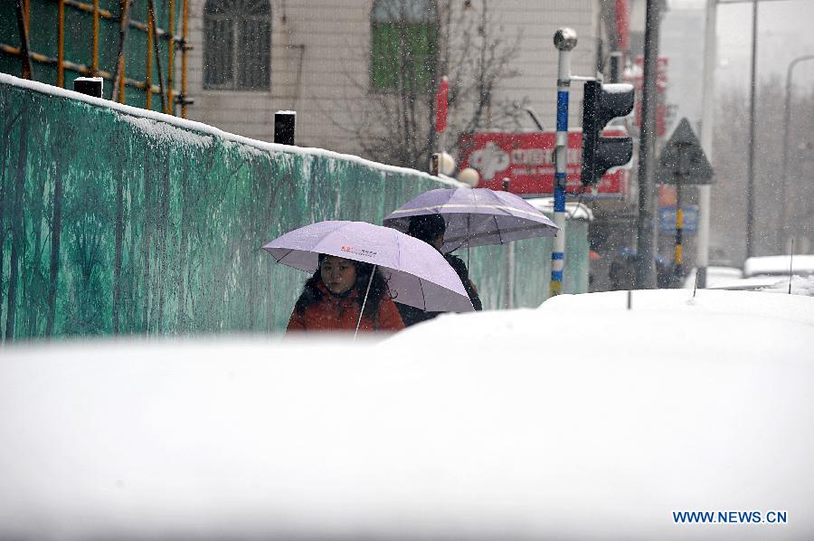 В провинции Цзянсу объявлен "синий" уровень предупреждения о сильных снегопадах