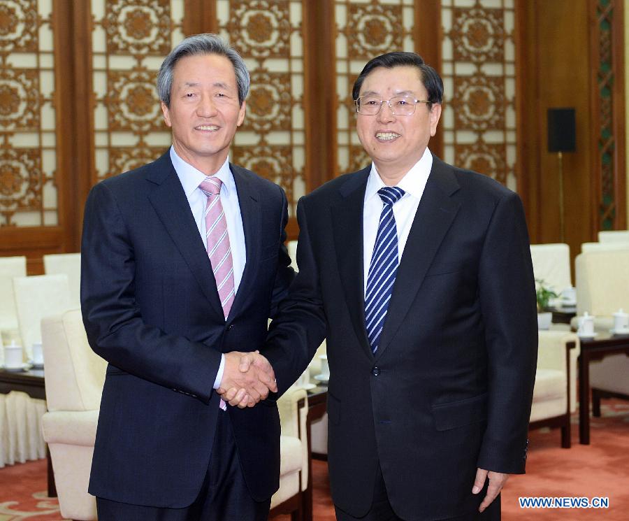 Чжан Дэцзян встретился с парламентариями из РК